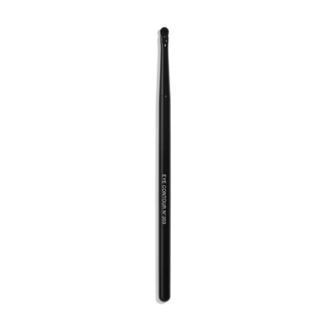 eye contour brush chanel|LES PINCEAUX DE CHANEL Eye.